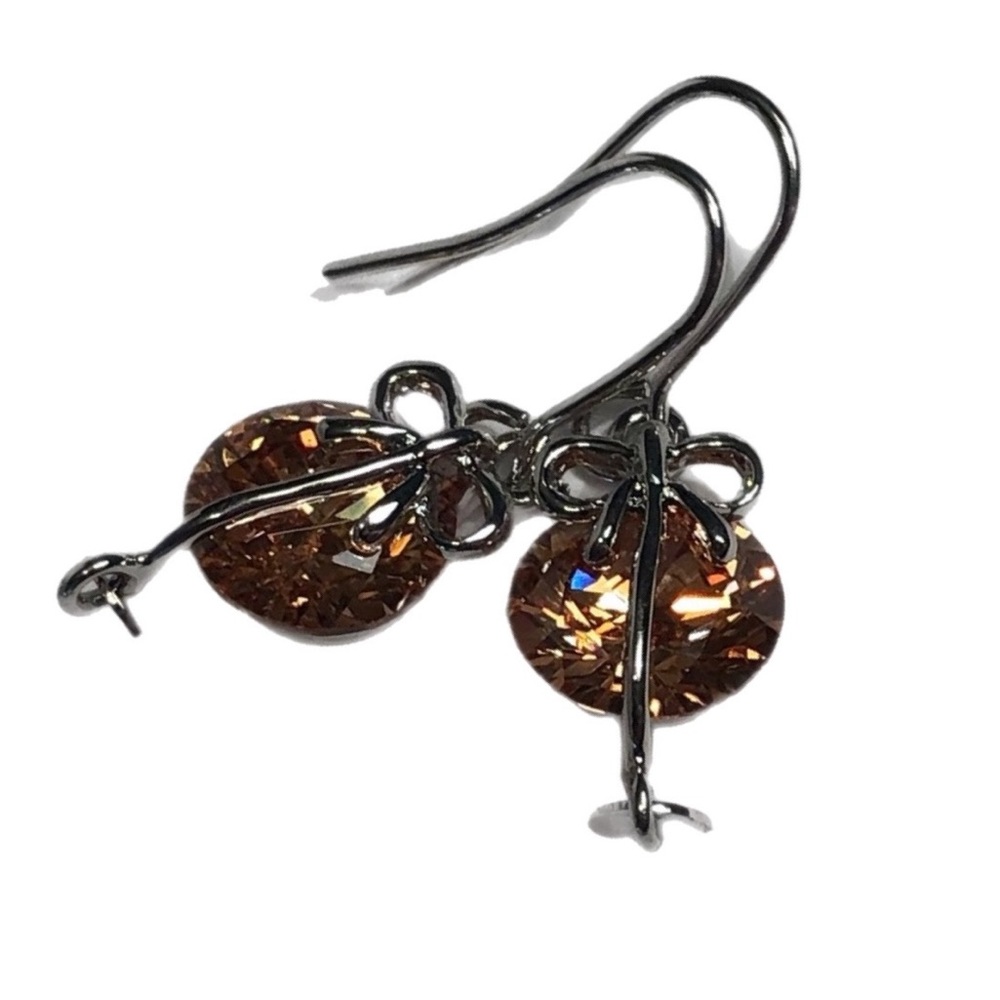 Champagne CZ earnings NWT by Fashion Jewelry